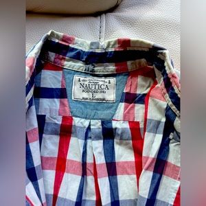 Náutica dress shirt checkered red and white size L